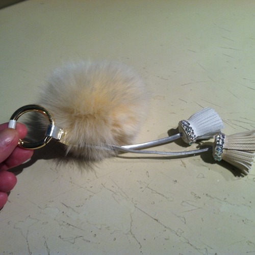 Large real fur - fur, pom