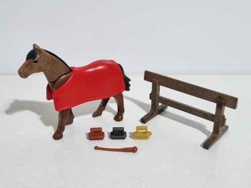 Playmobil cheval brun