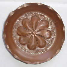 Ancienne Petite Assiette Décorative en Cuivre Martelé signée Goardère, vers 1960