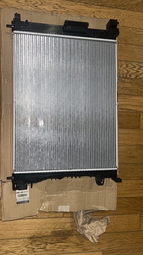 Radiateur eau 214108706r - radiateur,