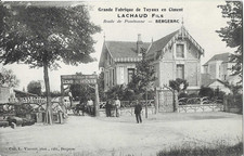 CPA animée Grande Fabrique de Tuyaux en Ciment LACHAUD Fils