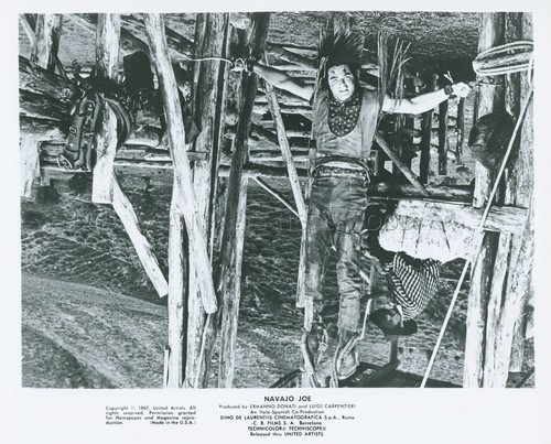Burt reynolds navajo joe - burt, 1966