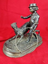 Sculpture , Statue Bronze Ancien, Enfant au Cerceau avec Son Chien .