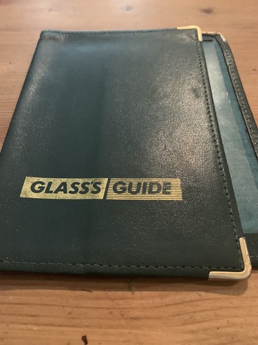 étui portefeuille cuir guide