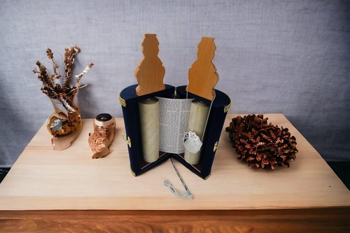 Big judaica sefer torah - judaica, case