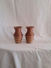Lot de 2 vases H 22 cm en rotin osier roseau du Laos motifs roses