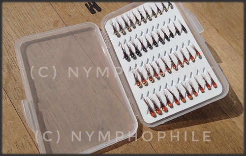 Peche mouches boite de 44 - -,