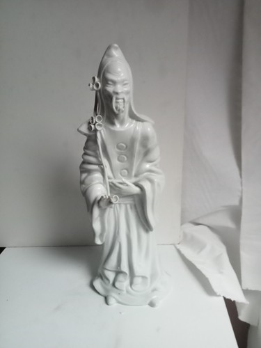 Statuette porcelaine - statuette,