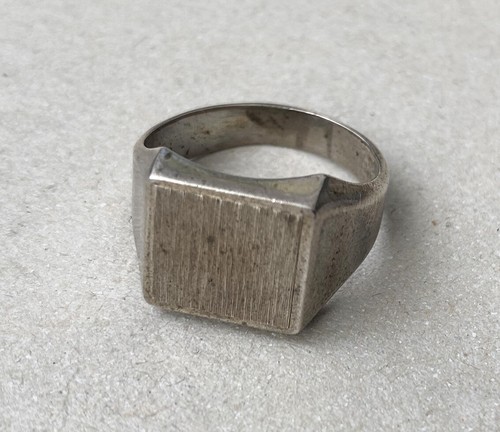 Bague anneau chevalière - , en