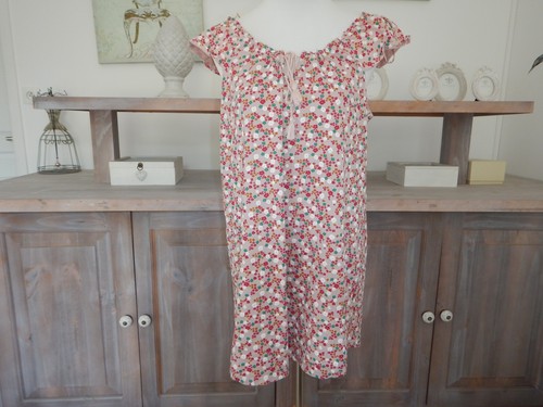 Haut femme extenso - haut, "in