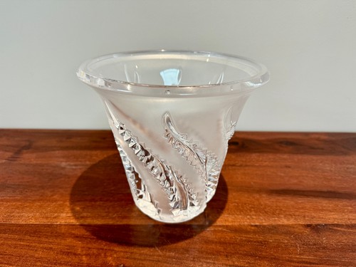 Lalique france vase lobelia - lalique, :