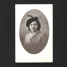 Jolie jeune femme portrait