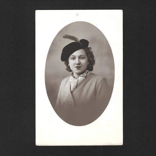 Jolie jeune femme portrait