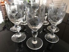 8 anciens verres digestif  11