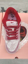 Nike Dunk Low SB - Strange