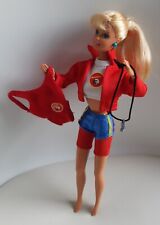 Barbie Camp 1993 Mattel #11074 avec tenue Baywatch 1994- Mattel 13199 années 90