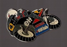 Pin's moto Honda - partenariat Elf (double accroche - longueur: 4,6 cm)