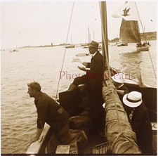 FRANCE Voyage en voilier c1930