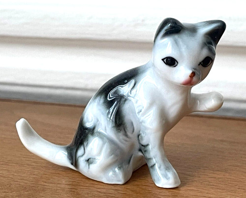Figurine céramique - , ou