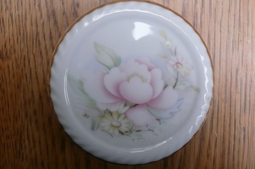 Bonbonnière porcelaine - bonbonnière.,