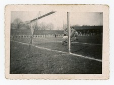 PHOTO snapshot, sport match de foot cage action cage but joueurs terrain