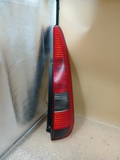 Feu arriere principal droit