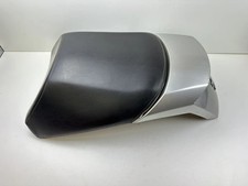 SELLE PASSAGER ET CARÉNAGE