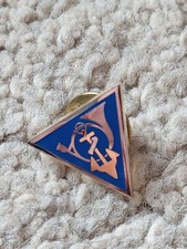 insigne militaire pin's 1er RCh régiment de Chasseurs à cheval chars cavalerie