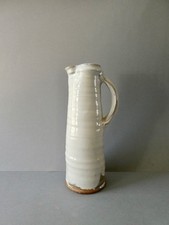 pichet en grès signé, Eric