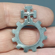 BIJOU RELIGIEUX - AUTHENTIQUE DIZAINIER ANCIEN EN ALUMINIUM #59