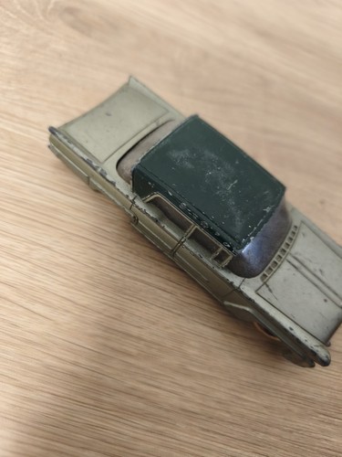 Vintage dinky toys lincoln - vintage,