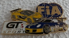 BEAU PIN'S GT GRANTURISMO SPORT FIA RENAULT RS 01 PORSCHE 911 MICHELIN FOND DORE