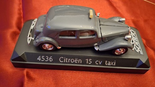 Voiture car citroën traction - citroën,