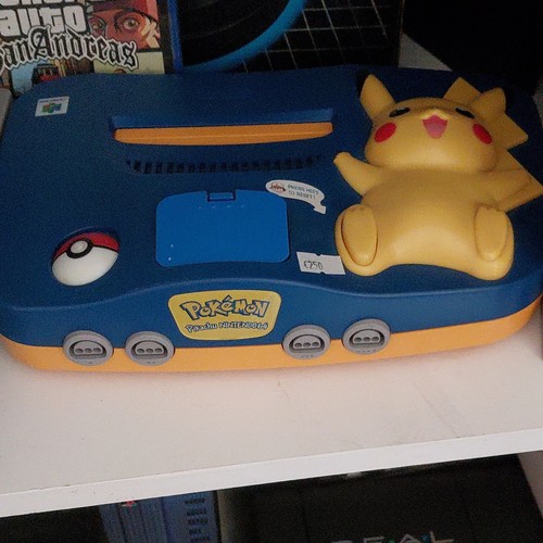 Nintendo pokémon pikachu - 64,