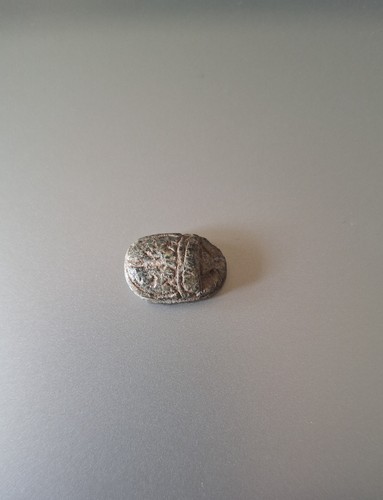 Petite amulette scarabée - petite,