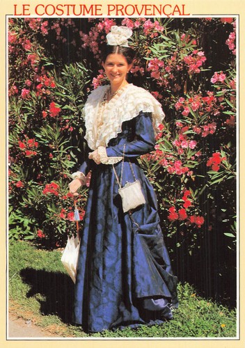 Provence arlesienne en - arlesienne,