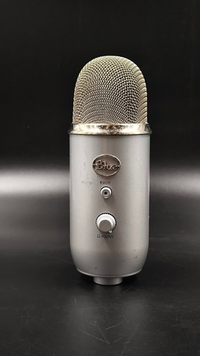 Microphone blue yeti - yeti, utilisé