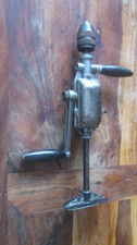 Ancienne Perceuse à Main