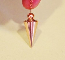 °* PENDULE  EN LAITON CUIVRE