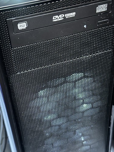 Une tour - tour, pc