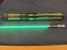 STAR WARS MASTER REPLICAS LUKE