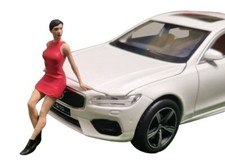 ATLANTIC - Figurine en robe de