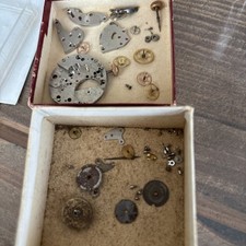 Boîte De Pièces De Mouvement