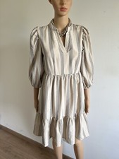 Robe beige et noire Vila taille 34 jamais portée 