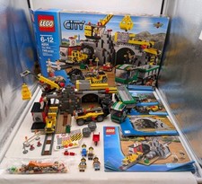 LEGO CITY: The Mine (4204)