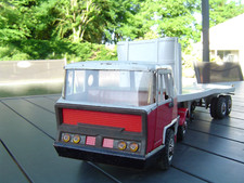 ancien camion semi remorque Bernard joustra