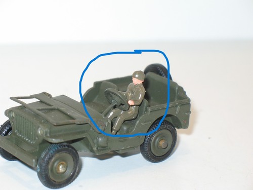 R15 dinky toys soldat - dinky,