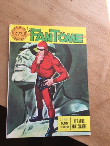 Petit format fantome du - le,