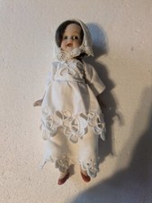 ancienne poupée mignonette