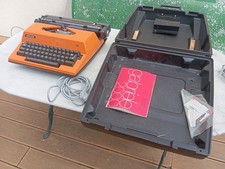 VINTAGE MACHINE A ECRIRE ELECTRIQUE  ORANGE  ADLER GABRIELE 2000 ETAT NEUF
